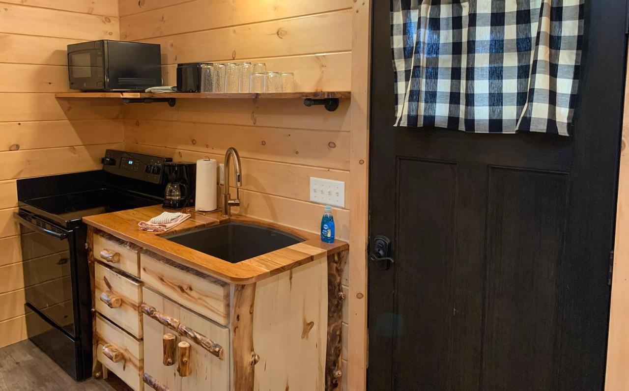 Briarwood Cabin By Amish Country Lodging 柏林 外观 照片